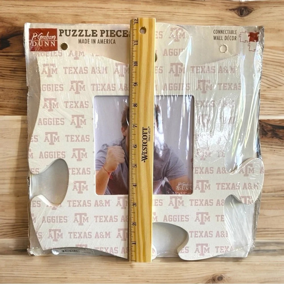 NEW College Texas A&M Aggies Puzzle Piece Picture Frame - Picture 3 of 4